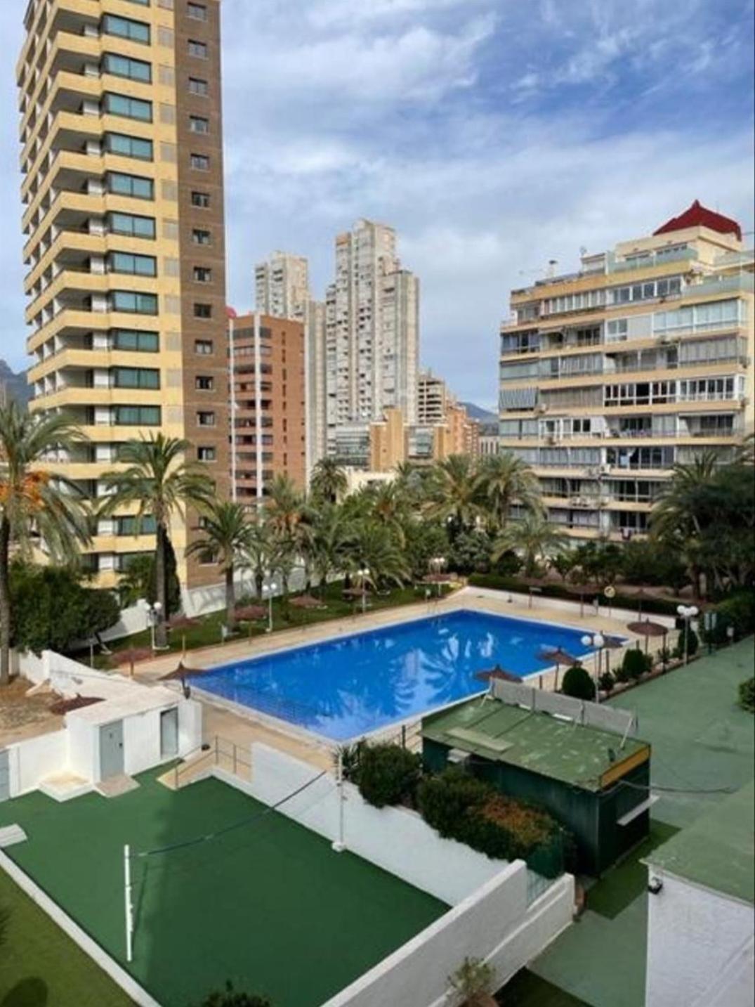 Happy Loix Wifi Aa Garage Pool Apartment เบนิดอร์ม ภายนอก รูปภาพ