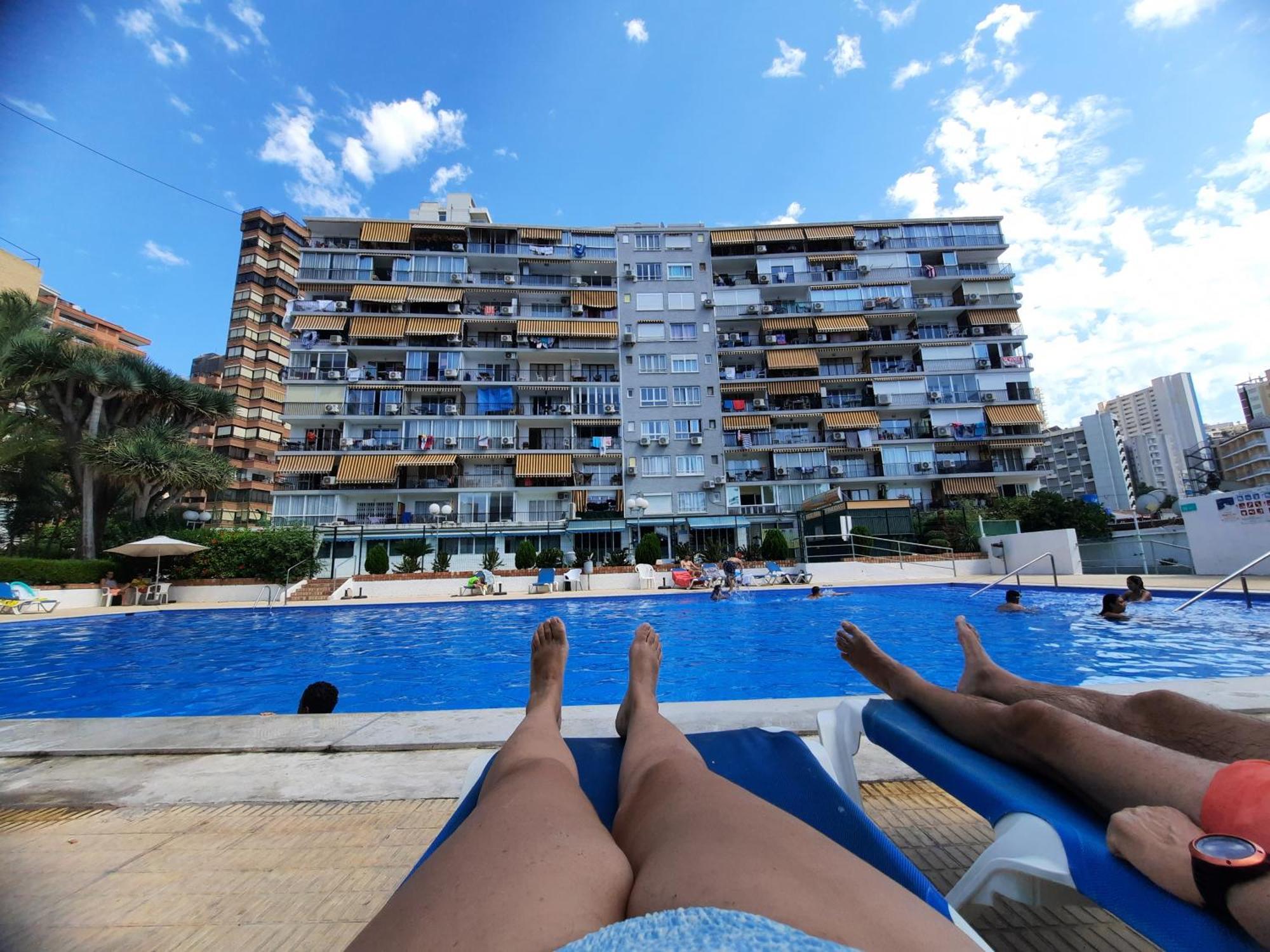 Happy Loix Wifi Aa Garage Pool Apartment เบนิดอร์ม ภายนอก รูปภาพ